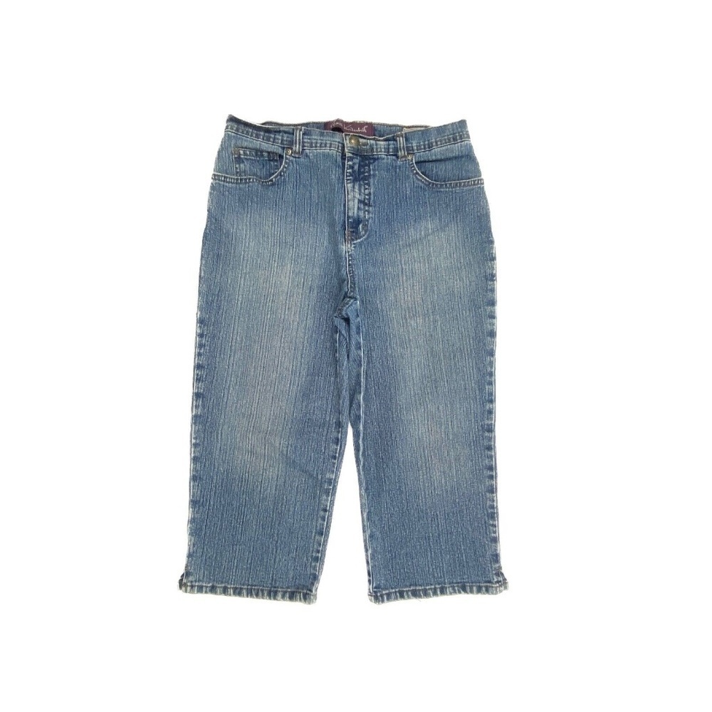 Gloria Vanderbilt Amanda Capri Women's size 8 Medium Wash Blue Denim Jeans
